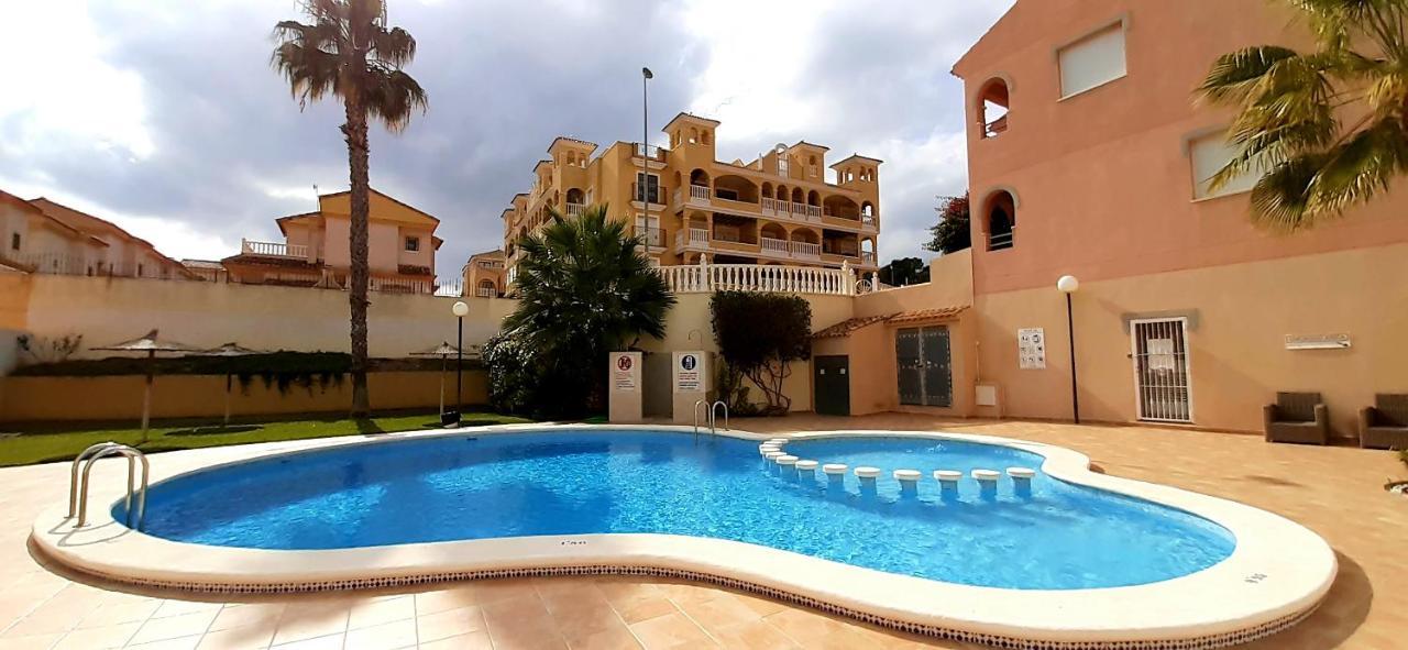 Cozy & Bright Apartment, Villamartin, Orihuela Costa المظهر الخارجي الصورة